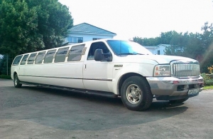 Аренда Ford Excursion Limousine в Ростове-на-Дону